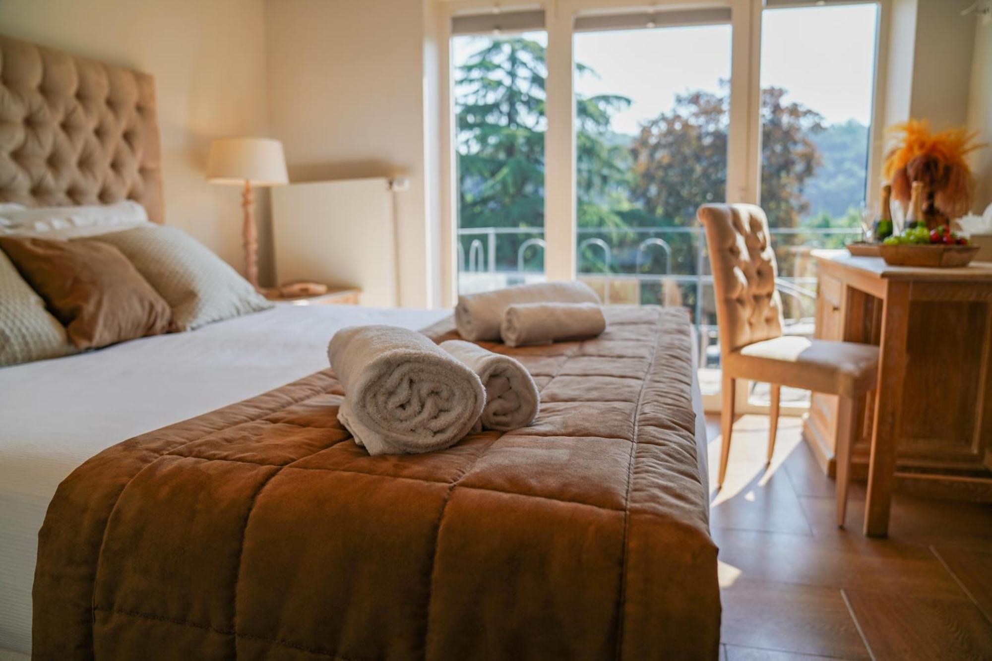 Hotel Au Comte De Mercy 4*