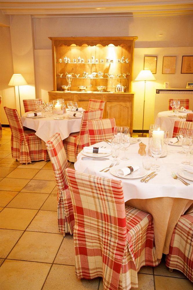 Hotel Au Comte De Mercy 4*